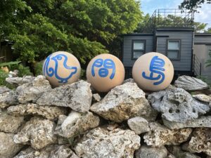 沖縄離島「鳩間島」の魅力に迫る！徒歩で一周観光コースをご紹介