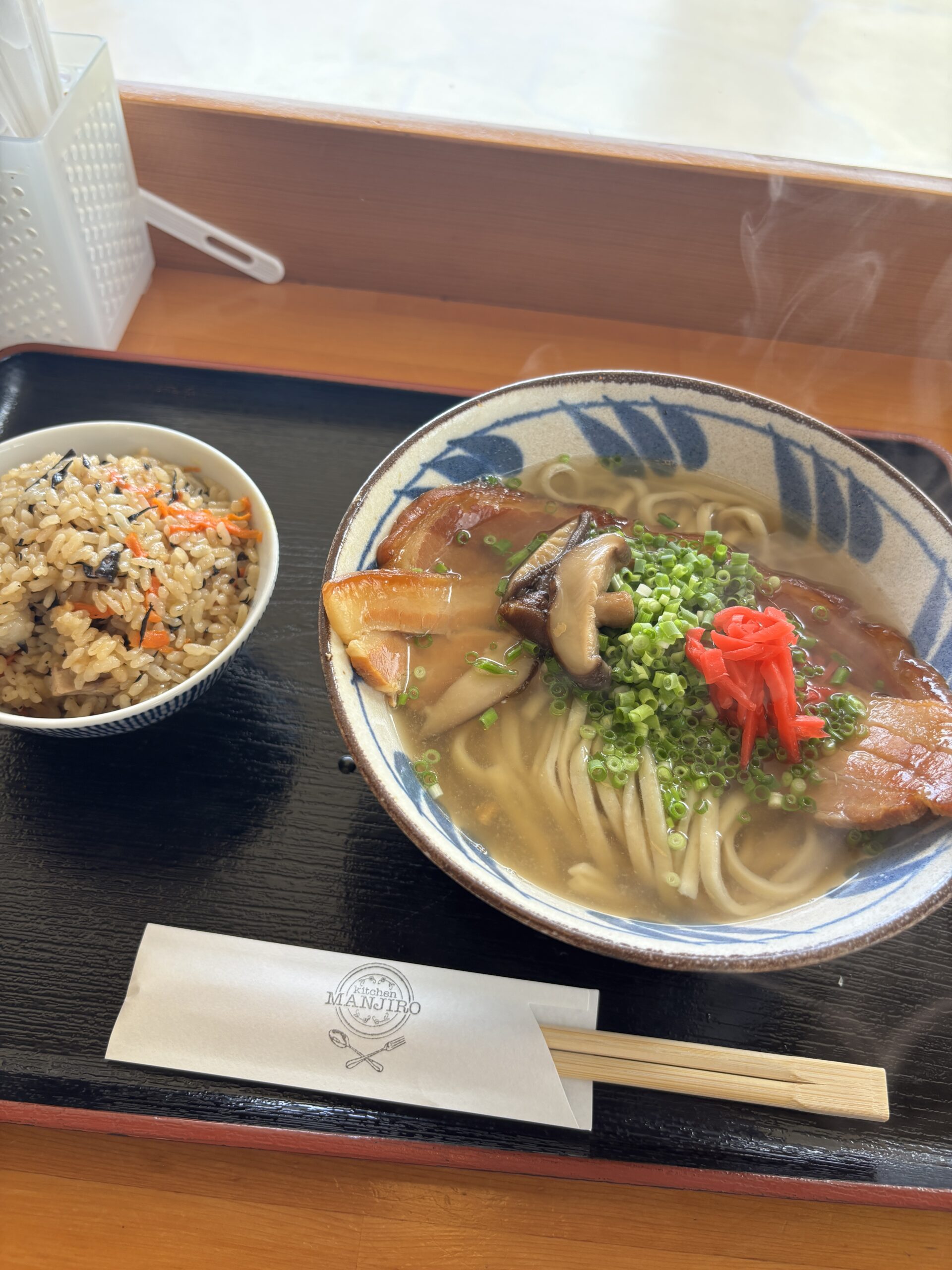 【沖縄・宜野座村】じゃがいもの麺の沖縄そば!?名物「宜野座そば』を徹底レポート