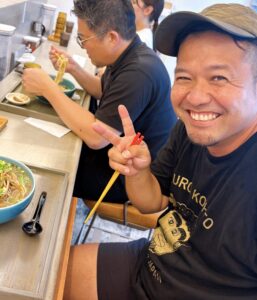 嫁ニー社長が手掛ける『タイラ製麺所』国際通りの人気沖縄そば屋！製麺工場まで取材