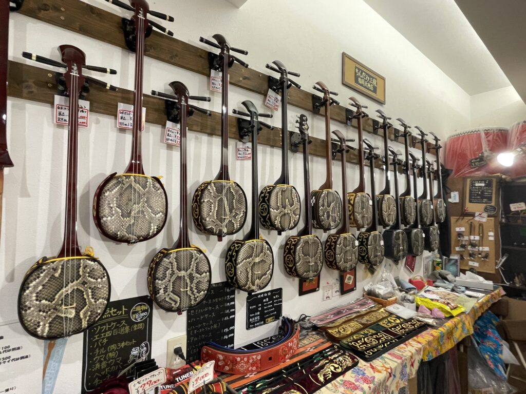 ちんだみ三線店